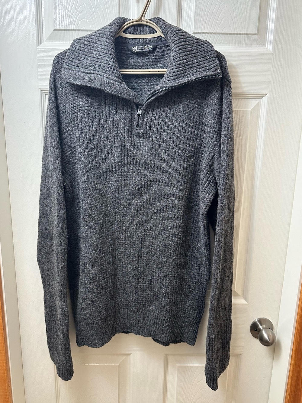 Helly Hanson Men’s Lambs Wool Sweater XL